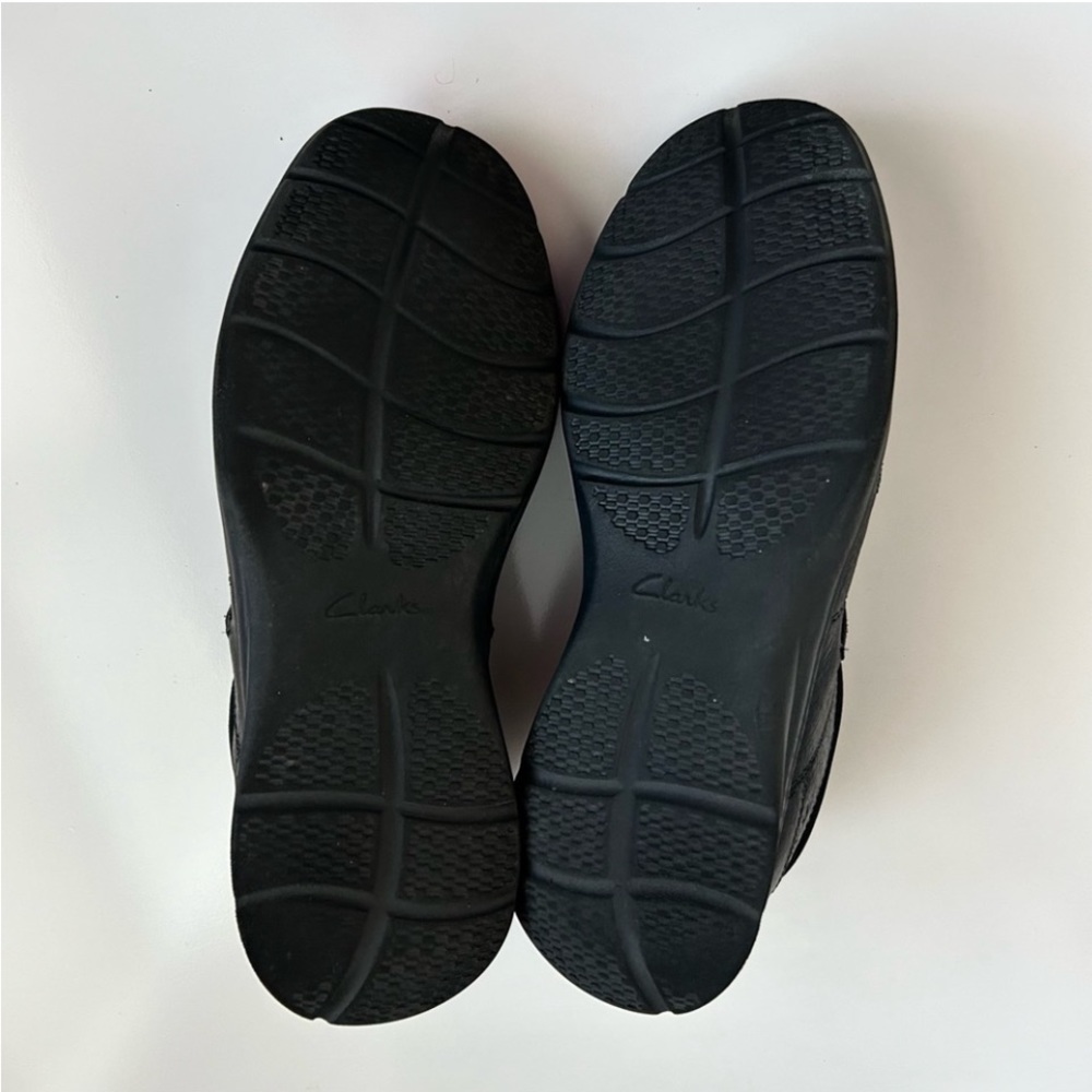Clark’s Men’s Black Leather Oxford Shoes - Picture 9 of 10